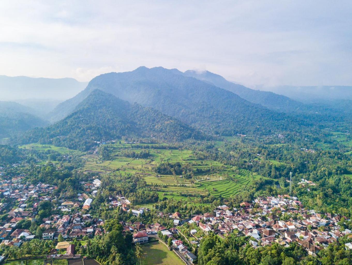 Pemandangan Desa Amarabu 1